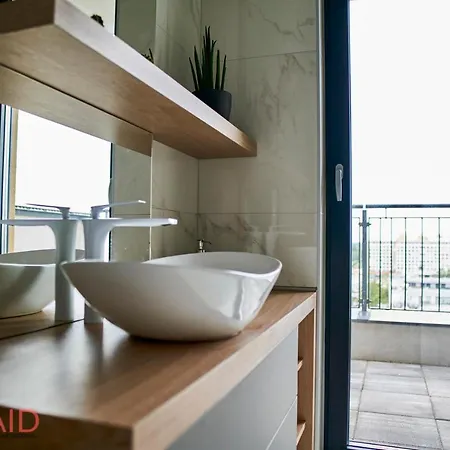 Ellby - Penthouse - Hostaid * Siofok