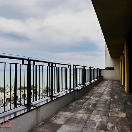Apartment Ellby - Penthouse - Hostaid Siófok