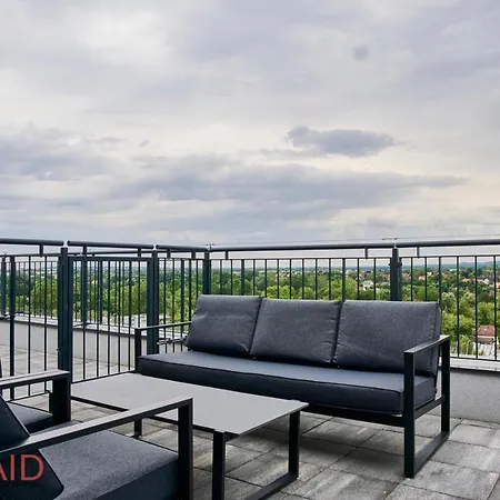 Ellby - Penthouse - Hostaid Siofok