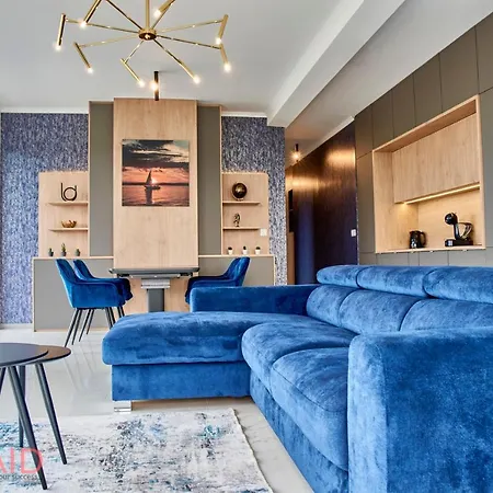 Ellby - Penthouse - Hostaid