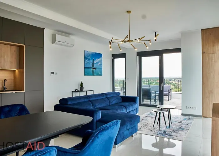 Ellby - Penthouse - Hostaid Apartament Siófok