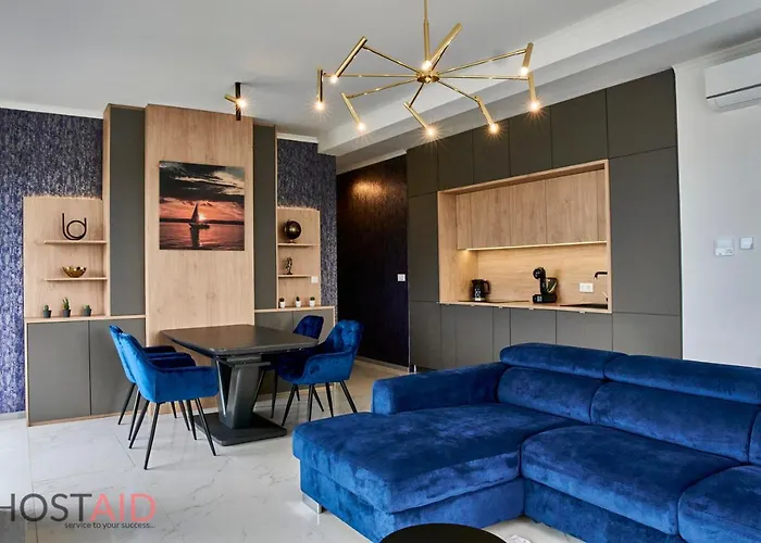 Ellby - Penthouse - Hostaid Apartament Siófok