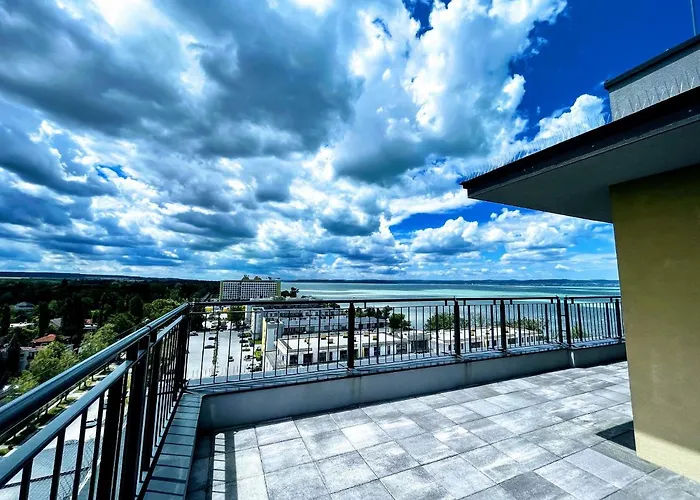 Apartament Ellby - Penthouse - Hostaid Siófok