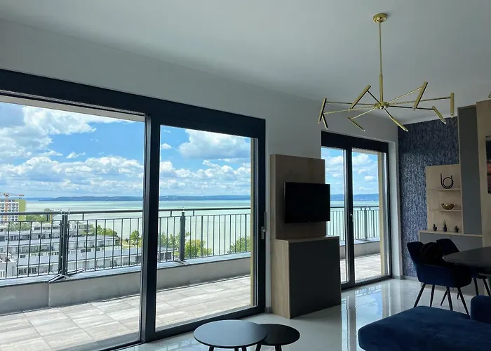 Ellby - Penthouse - Hostaid *