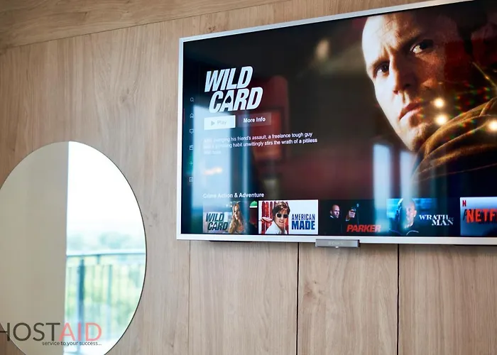 Ellby - Penthouse - Hostaid Apartament Siófok